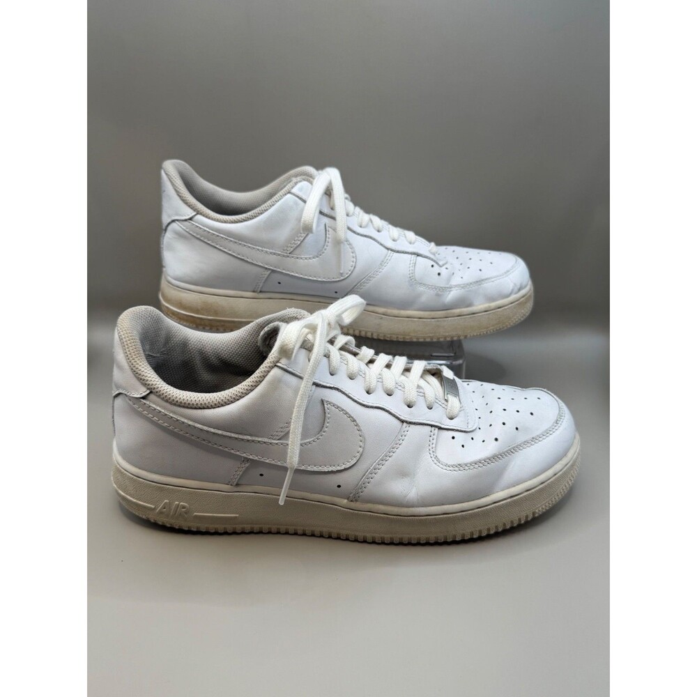 Nike Air Force 1 '07 AF1 Mens Low Triple White Size 10 CW2288-111 Sneakers